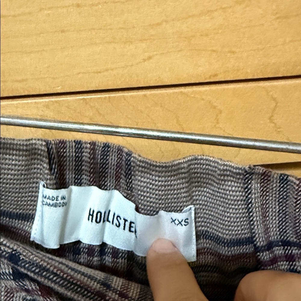 Hollister skort - Picture 2 of 8